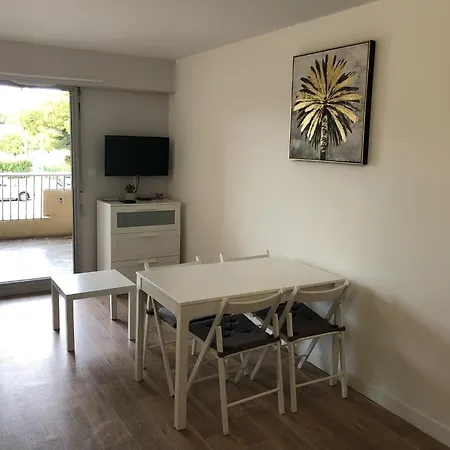 Port D'hyeres Apartman Hyères